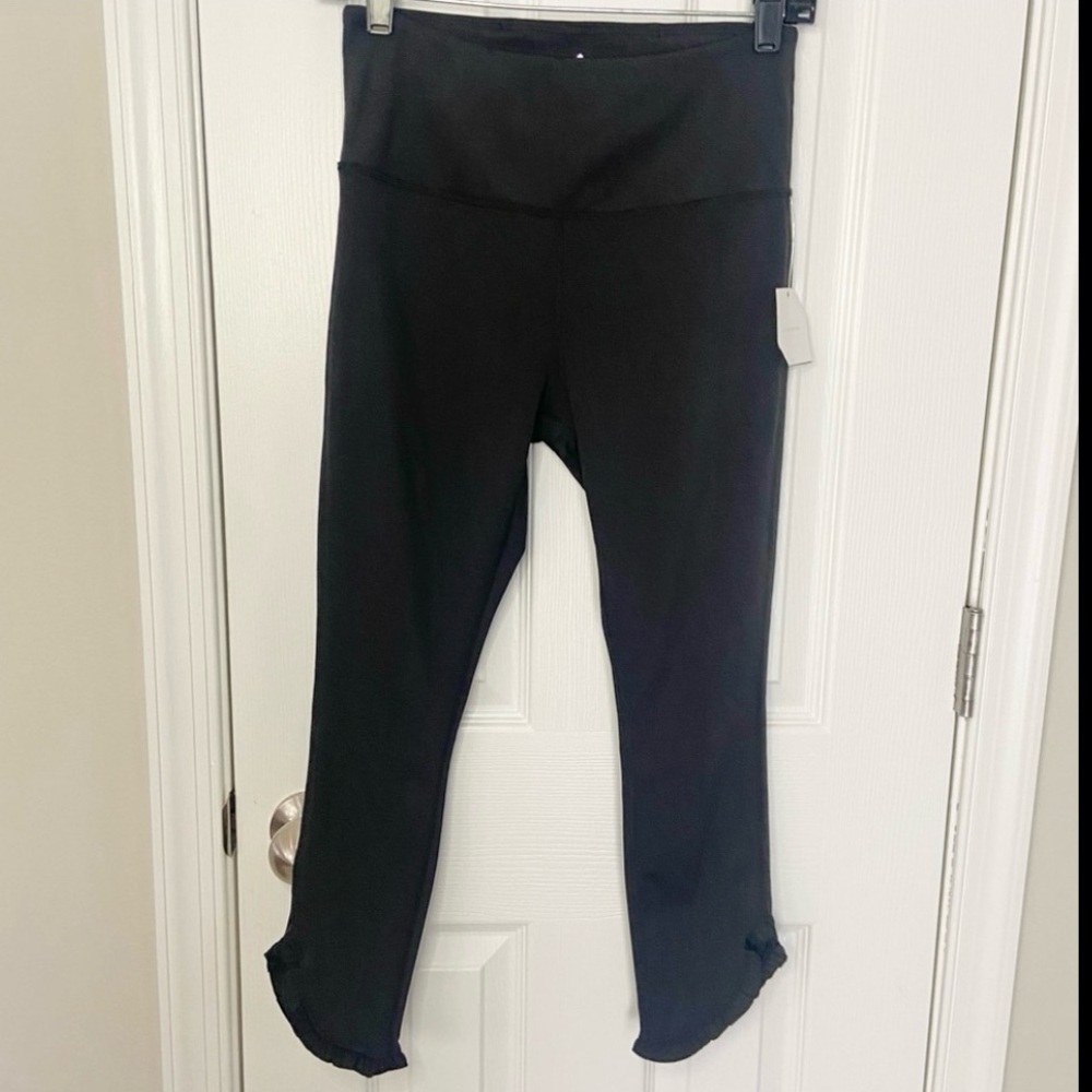 KATE SPADE Women's Black Out West Dolphin Hem Ruffle Legging NEW with Tags Small
